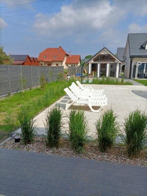Osada Jantar 3 Dom 70M2 Villa ภายนอก รูปภาพ